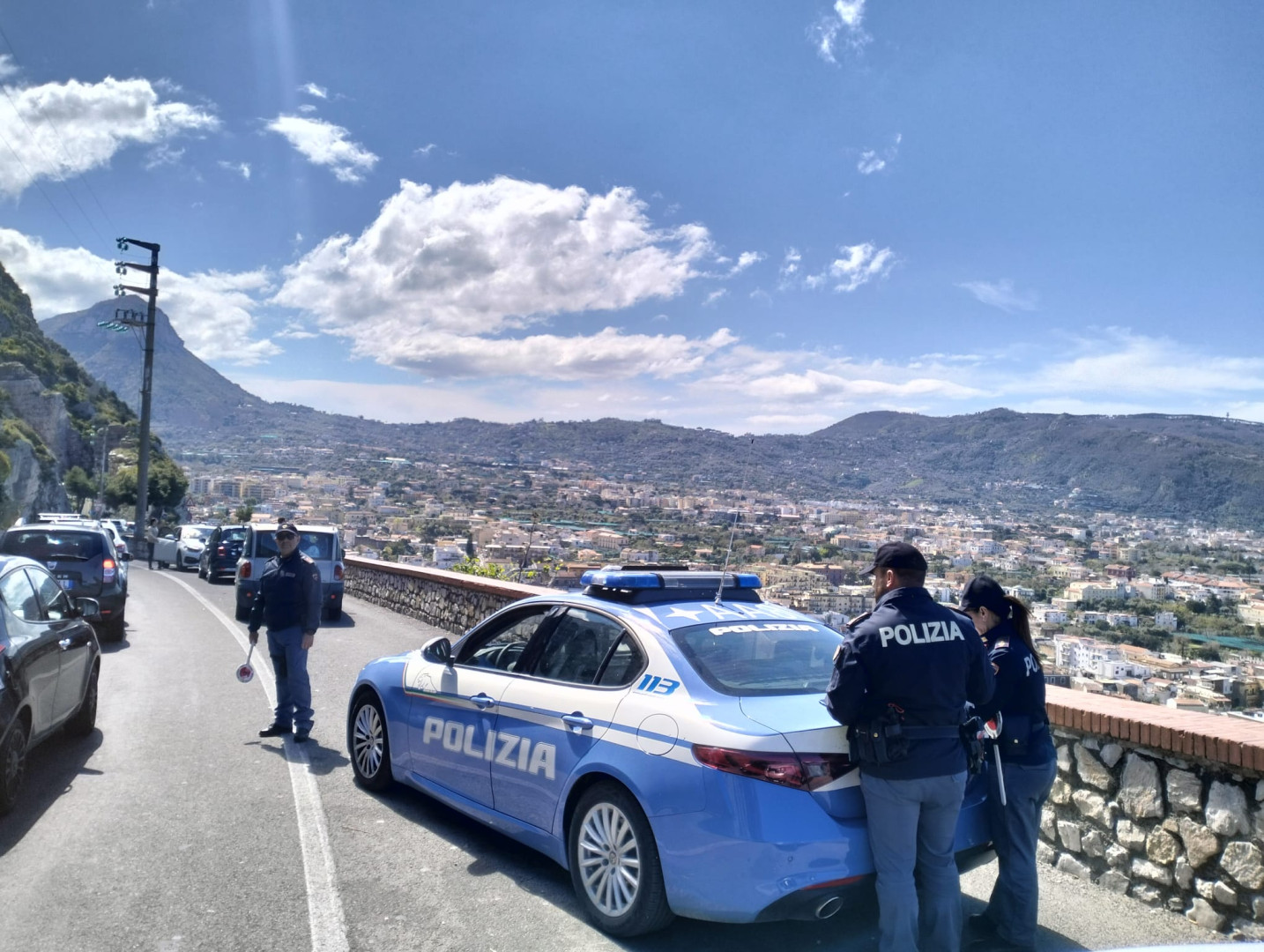 Piano: ferisce una persona con una bottiglia di vetro. Arrestato